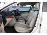 2011 Mitsubishi Lancer EX 1.8 GLS MIVEC สีขาว เกียร์ออโต้ทิปโทนิก 6 Speed CVT เติมเชื้อเพลิงE85ได้ ชุดแต่งรอบคัน รูปที่ 13